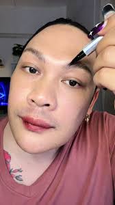 แต่งหน้าไปทำเล็บกับคุชชั่นเดอร์ร่า