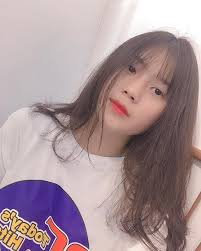 Nhan sắc bạn gái của Nguyễn Thành Chung