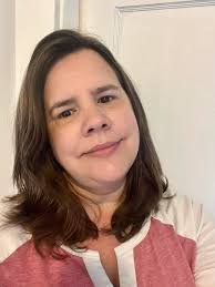 Hair freshener for dry hair between washes