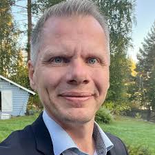 How many fish do people keep