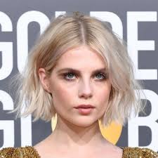 Schiariture e riflessi vivacizzano i tagli di capelli caschetto estivi alla pari di mitù con frangia lunga, , mentre rainbow room international . Tagli Capelli Medi 2019 Le Tendenze Per La Primavera Estate