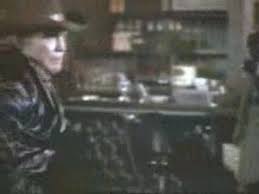 Une adaptation de l'homme qui tombe à pic que va réaliser martin campbell (casino royale). Serie Tv L Homme Qui Tombe A Pic Video Dailymotion