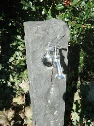 Wasserzapfsaule Aus Basalt Wasserzapfstelle Aussenwasserhahn Echter Naturstein Wasserzapfstelle Wasserzapfsaule Und Aussenwasserhahn