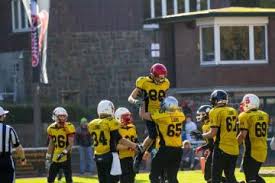 Découvrez toutes les dernières informations, résultats et classements sur tous les championnats, ainsi que les directs commentés. American Football Kuchen Mammuts Mammuts Arbeiten Weiter An Der Verbreitung Des Football Fiebers