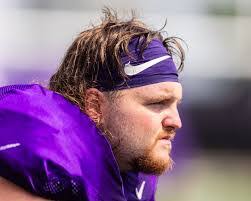 Logan Cox's Instagram, Twitter & Facebook