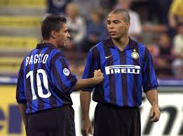 Born 24 july 1971) is an italian former professional footballer who played as a defensive midfielder. Baggio S Mom Roberto Was An Inter Fan