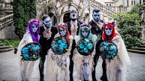 All the concerts from broken peach follow this artist and we'll let you know when they have concerts. Crazy Eddie S Motie News Broken Peach Sings Danny Elfman Songs From Tim Burton Movies For Halloween