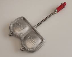 Ancien Appareil Croque Monsieur En Fonte D Aluminium Etsy Croque Monsieur French Vintage Vintage