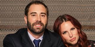 Brett Layton's Instagram, Twitter & Facebook