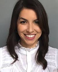 Sarah Peer's Instagram, Twitter & Facebook