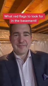 What to look for in a basement! I check for leaks, mold, structural issues,  electrical issues, and finally plumbing.#topagent  #whattolookforwhenbuyingahome