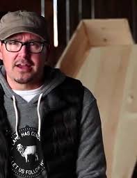 ABOUT US TEAM MEMBERS