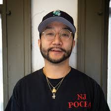 Mike Chun's Instagram, Twitter & Facebook