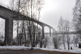 The bridge crosses the bay of sundsvall, and creates a bypass past the town. Alnobron Wikipedia
