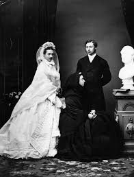 Queen Victoria Insists On Staring At A Bust Of Her Dead Husband During Her Eld Princess Alexandra Of Denmark Queen Victoria Family Queen Victoria Prince Albert