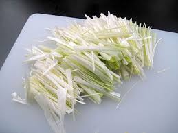 Feuillete De Saint Jacques A La Creme D Ail Recette Recettes De Cuisine Illustrees Feuillete Saint Jacques Saint Jacques