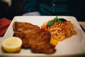 Le Tournedos Restaurant A Milan Risotto Escalope Milanaise Risotto Escalope Milanaise Milan Manger Cu Escalope Milanaise Milanaise Recettes De Cuisine