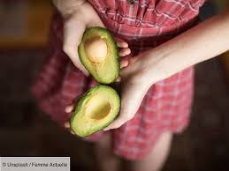 Que l'on soit un homme ou une femme, pas besoin de régime pour avoir un ventre plat. Maigrir Du Ventre 10 Aliments Pour Perdre Sa Graisse Abdominale Femme Actuelle Le Mag
