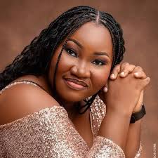 The tears keep flowing down Princess Kate Middleton's face 😭 The  announcement from the Royal House came just a short while ago 💔 More  details in Comments! 👇👇