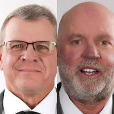 A big day once again for Kansas ties in college football, as Vanderbilt  knocks off No. 10 LSU 31-24, marking their first win over LSU since 1990,  and their best start since