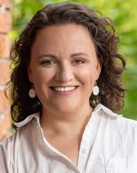 Sister Act' cast has audiences 'rejoicing in their seats' at old theatre