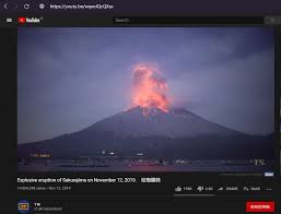 Gunung semeru meletus 2020 gunung semeru merupakan gunung tertinggi di pulau jawa dan disebut sebagai pakunya pulau. Salah Video Gunung Semeru Meletus Turnbackhoax