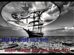 Hansa rostock und allgemein bekannt als hansa rostock, ist ein deutscher fußballverein aus rostock. Wie Der Wind Auch Weht Wie Die Dunung Geht Unsere Kogge Liegt Gut In Der See Hansa Rostock Rostock Wehen