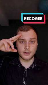 Ustedes "cogen" o "recogen"? 🤣 #humor #humormexicano #humorlatino  #extranjero