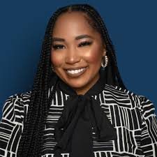 professional yapper 🤝 oversharing with strangers