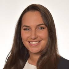 After starting working for Hannover Re as a full time employee, I faced the  decision to either do my Masters or my CPCU besides work. Back then, I  decided to finish my