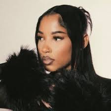 Megan Schock's Instagram, Twitter & Facebook