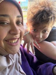 Looking for little girl clothes sizes 7/8