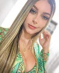 Caroline paiva