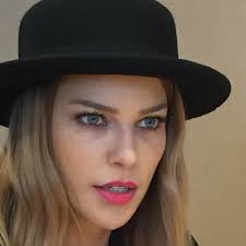 Lauren german is a talented american actress who is known for her roles in a walk to remember, the texas chainsaw massacre, hostel: Lauren German News Break
