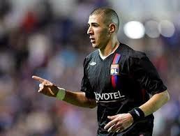 Karim benzema pudo haber aumentado el capítulo de bajas del pasado verano en el real madrid. Olympique Lyonnais Karim Benzema Je Reviendrai A Lyon C Est Sur Sport La Roche Sur Yon Maville Com