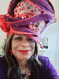 I adore hats so much! It brings a sense of elegance to any attire.