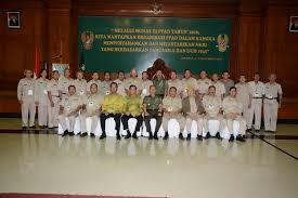 Bambang darmono adalah seorang mantan tentara republik indonesia lulusan akademi militer angkatan 1974. Pejabat Ppad Persatuan Purnawirawan Angkatan Darat