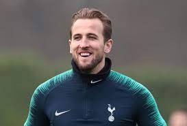 Browse 39,330 harry kane stock photos and images available, or start a new search to explore more stock. Harry Kane S Christmas Tree Has A Special Decoration