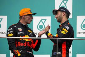 Daniel ricciardo is all set to feature again in f1 documentary 10 episodes series of netflix, drive to survive. Daniel Ricciardo Angst Vor Formel 1 Superstar Max Verstappen