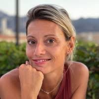 200+ "Poux" profiles