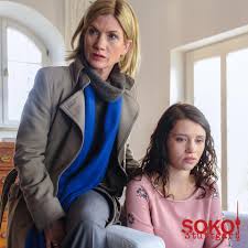 Leonard lansink, oliver korittke, ina paule klink. Janina Fautz Wer Lust Hat Einzuschalten Heute Abend Um Facebook