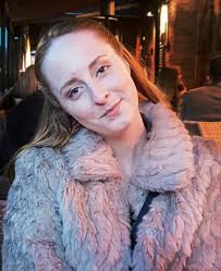 24-åriga Julia dog under nattpasset på Tarkett