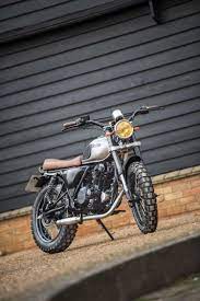 Herald Classic 250 And Herald Cafe 250 Review Morebikes Bike Culture Beautiful Bike Herald