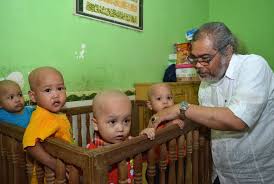 Polisi menangkap ibu yang membunuh dan membuang bayi itu. Bayi Dibuang Ibunya Dirawat Intensif Di Rumah Sakit Republika Online
