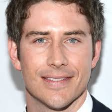 Monique Pitre's Instagram, Twitter & Facebook