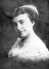 My husband is a grandson of Yvonne van de Sand. The name is spelt in  different ways but her family is descended from Jean Bart. She was married  to Commandant Georges Perdraut.