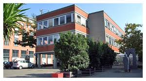 Die ejm hat dort viele gestaltungsmöglichkeiten, ihre eigenen ideen umzusetzen. Haus Der Jugendarbeit