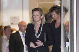 Demissionair minister kajsa ollongren (binnenlandse zaken), tevens verkenner namens d66 in de kabinetsformatie, is positief getest op het coronavirus. Kajsa Ollongren Zimbio