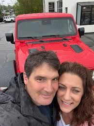 New Jeep Owner Shares Excitement and Receives Community Congratulations