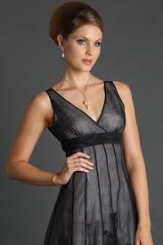 Black And Silver Combination Gown Black And Silver Is An Elegant Combination For The Modern Mother Of The Bride And Mother Of The Groom For A Beach Dresses Mother Of The Bride Bride Groom Dress